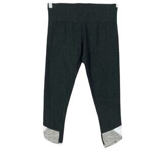 Nwt LIQUID ENERGY Leggings M Charcoal Grey White Crop Curve-Hem Inside-Pocket